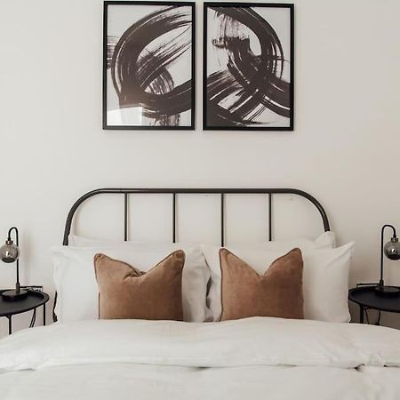 Stylish 2 Bedroom Flat In Ilford, London Eksteriør bilde